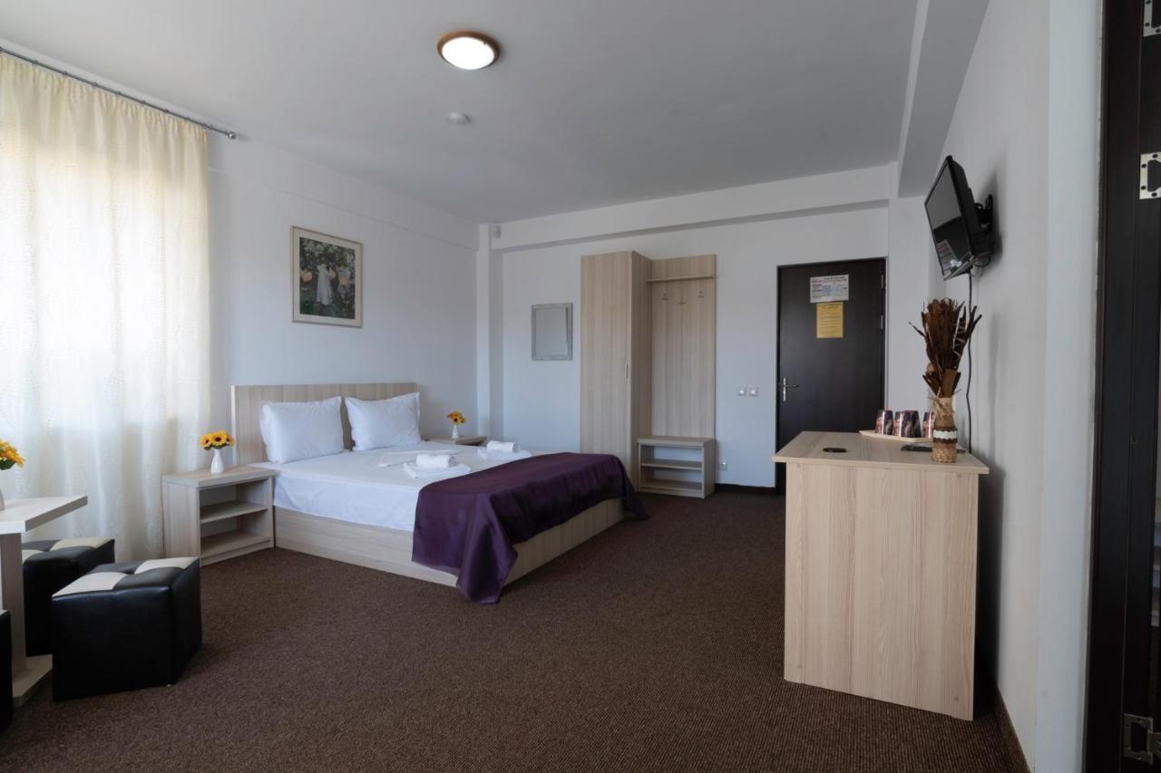 Casa El Greco Hotell Costinesti Exteriör bild