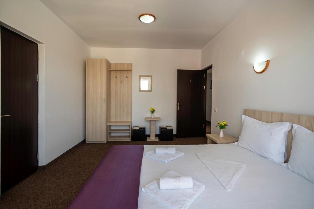 Casa El Greco Hotell Costinesti Exteriör bild
