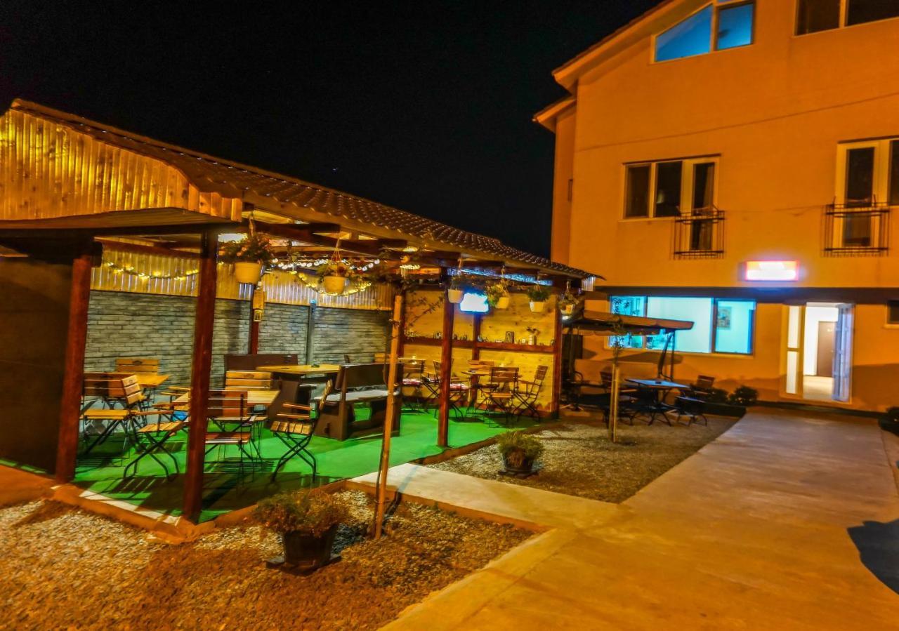 Casa El Greco Hotell Costinesti Exteriör bild
